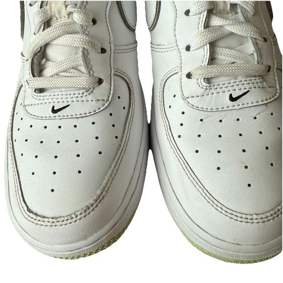 Nike Air Force 1 GS AF1 Low White Honeydew Youth SIZE 7 Casual Shoes CT3839-108 - Picture 14 of 16
